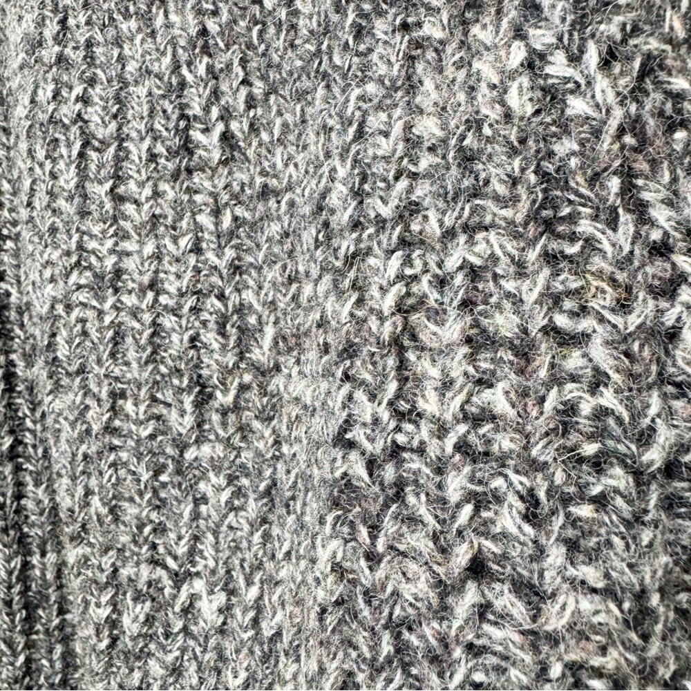 Vintage Dartmoor Jumpers Chunky Knit Gray 100% Wool Sweater Size XL - Picture 2 of 13